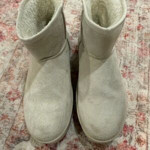 Women's Cream Platform Boots